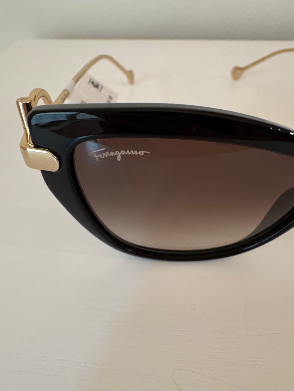 1 Salvatore Ferragamo Cat-Eye Sunglasses in Brown with Gold Hardware NWT - Picture 6 of 10
